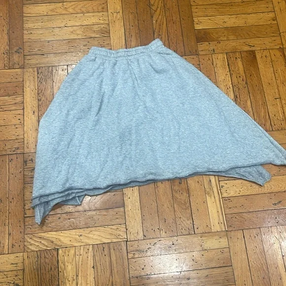 Girls gray skirt.  winter sweatshirt fabric - Picture 2 of 3